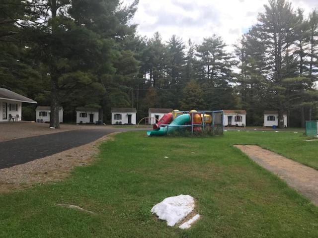 Catskill Motor Court Motel Exterior photo