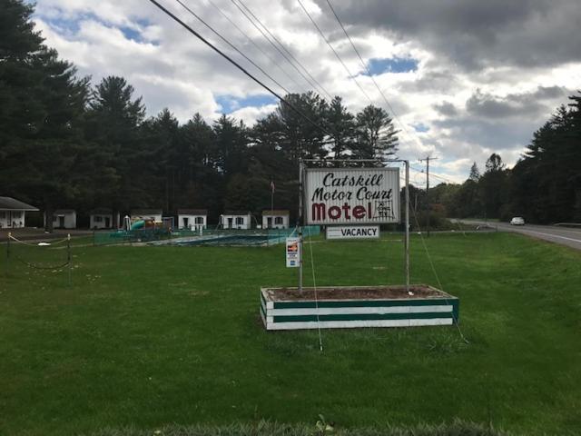 Catskill Motor Court Motel Exterior photo